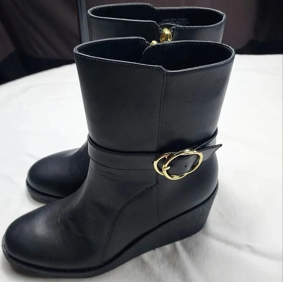 Talbots Rowan Wedge Bootie Leather Size 7M Black Ankle Boot - Picture 7 of 14